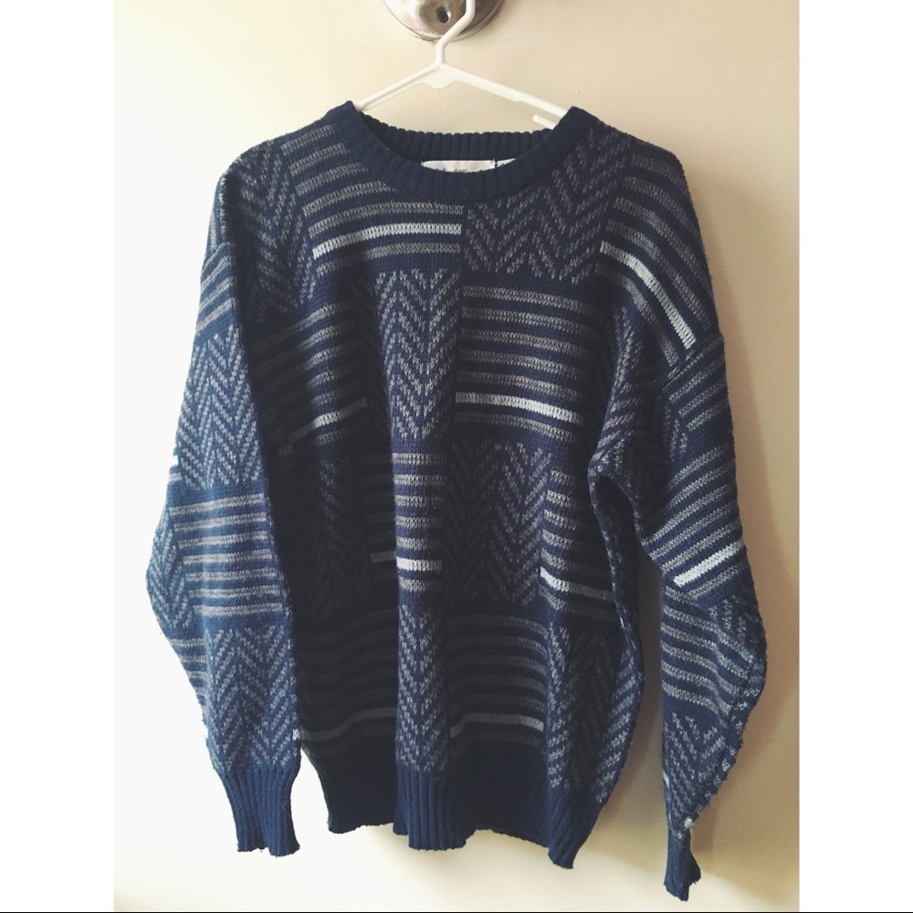 Navy Blue and Gray Patterned Sweater - M
